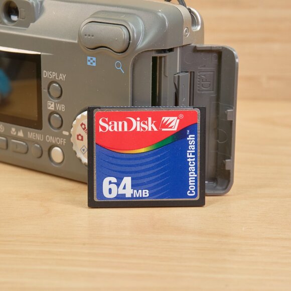 Canon PowerShot A20 2.1 MP Digital Camera w/ 3x Optical Zoom, Tested & Working - Picture 7 of 7